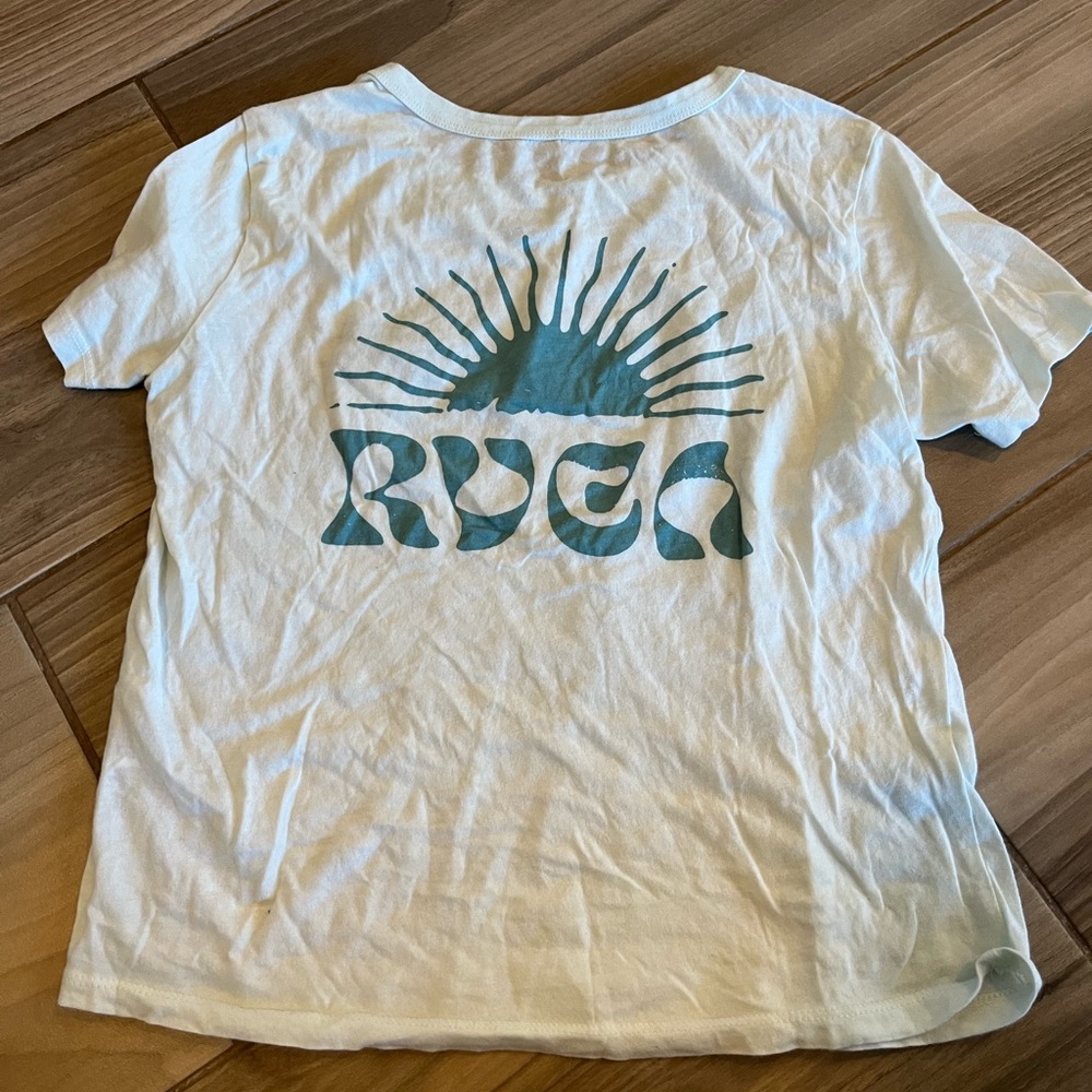 Rvca t-shirt